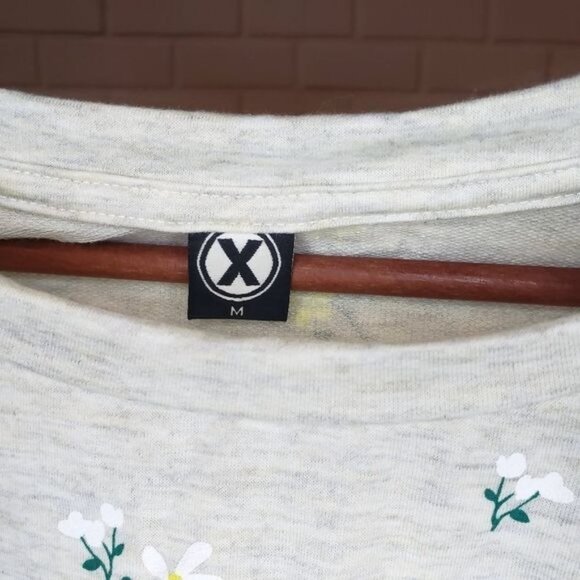 Circle X All Over‎ Floral Sweatshirt - Picture 5 of 11